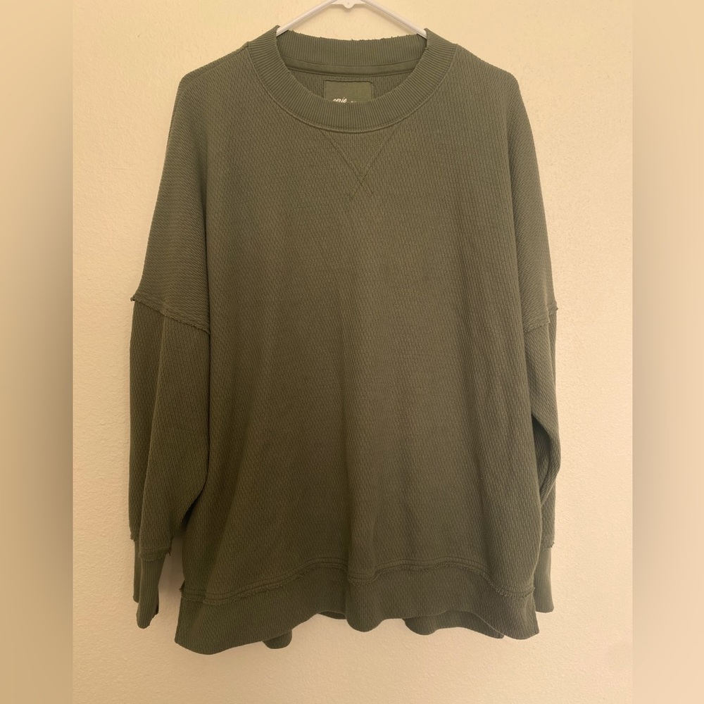 Aerie soft green sweater size M